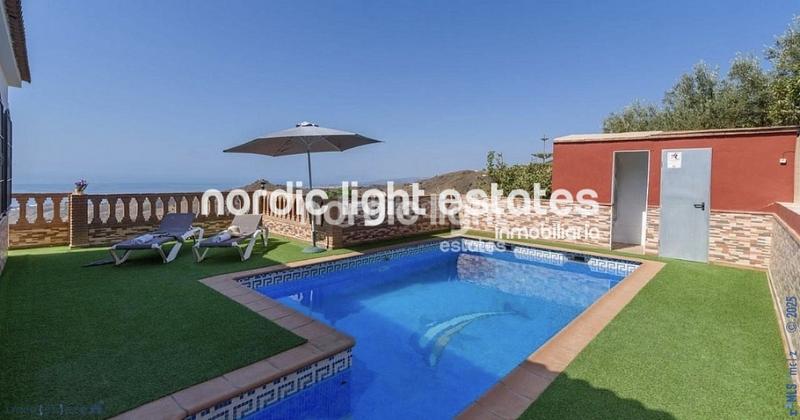 Foto 098f5797-1e6f-4110-a1b4-10447848e406. Haus mit pool in Torrox pueblo Torrox