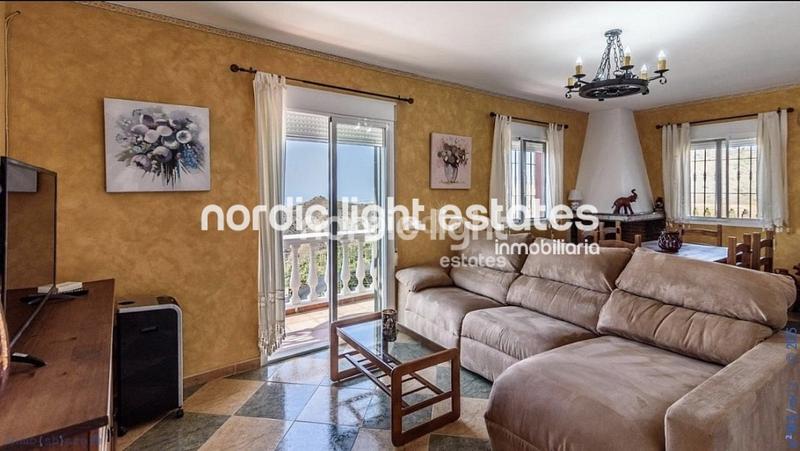 Foto 4e5af6fc-08ca-4f51-bcea-11ab64675edf. Haus mit pool in Torrox pueblo Torrox