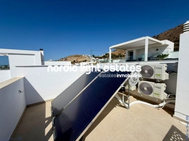 Foto badb884d-52a0-43c0-a496-c595acee987a. Maison avec piscine dans Capistrano Nerja