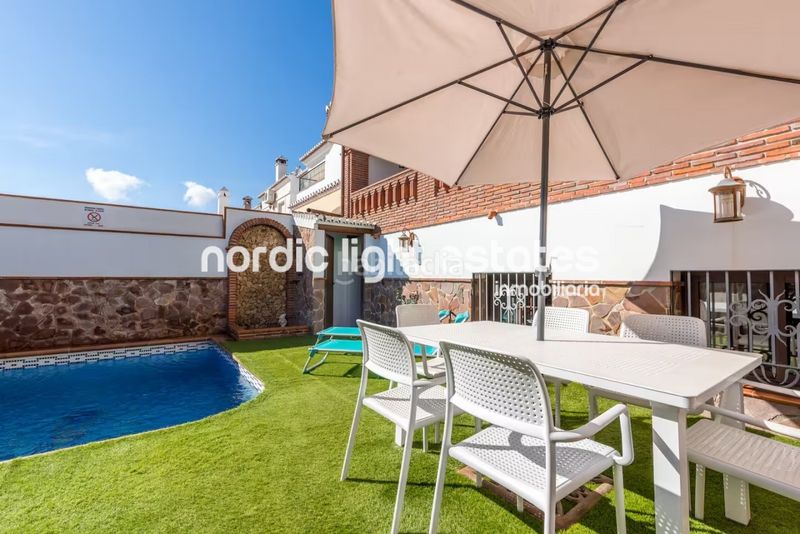 Foto 12607ca6-f392-4256-ad89-877ae8e7b3b6. Miete etagenwohnung mit pool in Almijara Nerja