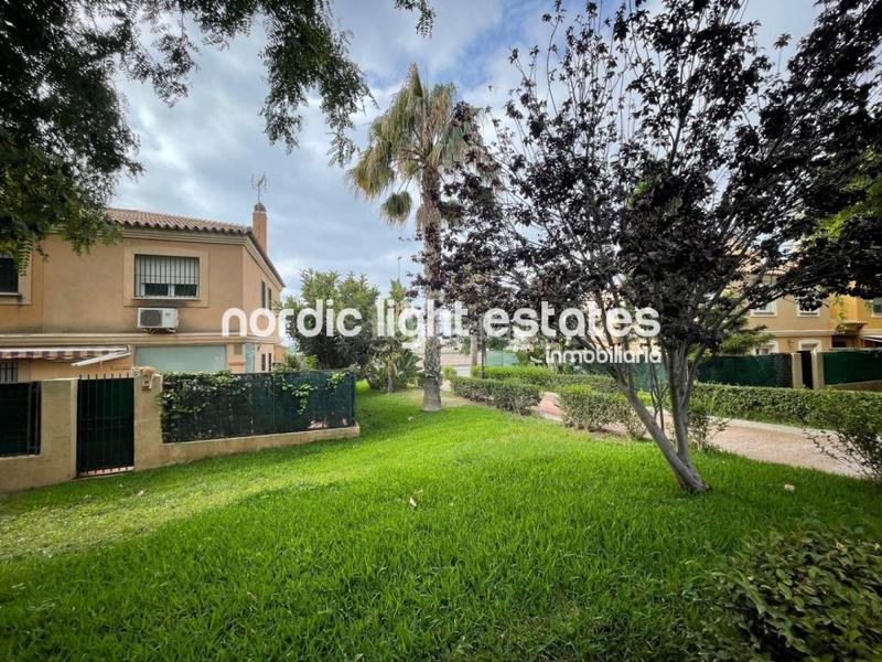 Foto 264e8d38-28d0-4ef5-8f16-4f9a15fa2d1d. Casa in El Tomillar Torre del Mar