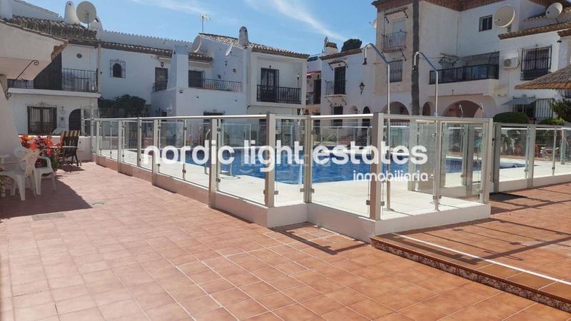 Foto 3b9c9005-7c10-41fe-96f2-4e0395b84d54. Casa amb piscina a nueva Nerja Nerja