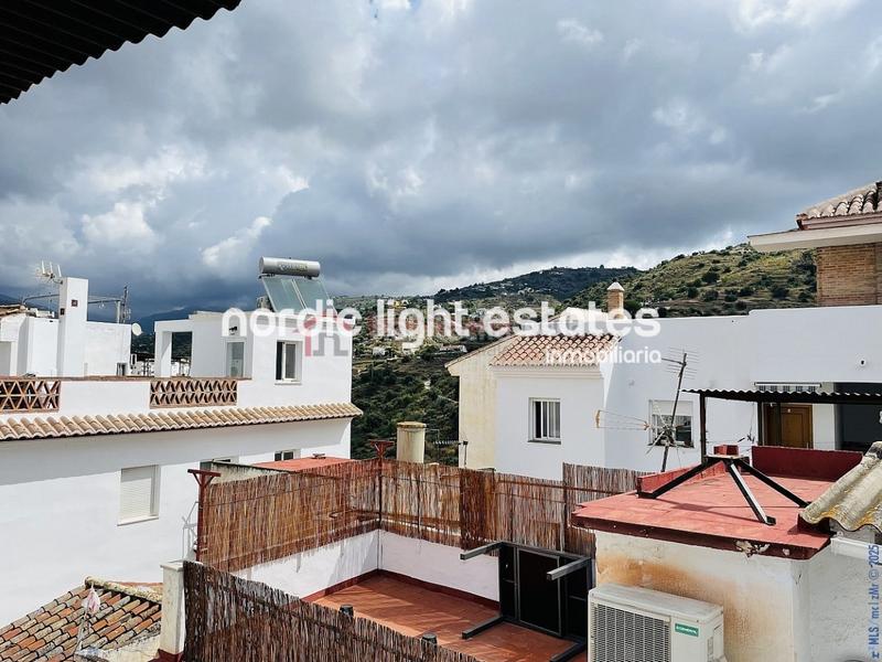 Foto 01176d2e-dde7-4f0c-b25c-258b0951c4ac. Casa a Torrox pueblo Torrox