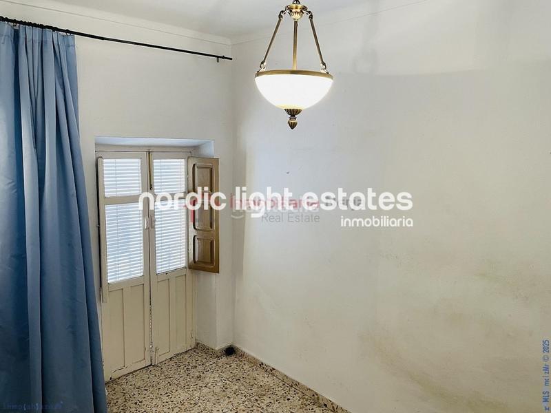 Foto 8c45df5b-5021-45db-acc8-e76c72ef60eb. Casa a Torrox pueblo Torrox