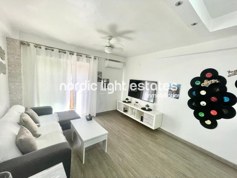 Foto d6595b83-0da8-48b3-9dc2-883b3cd69261. Piso en Centro Nerja