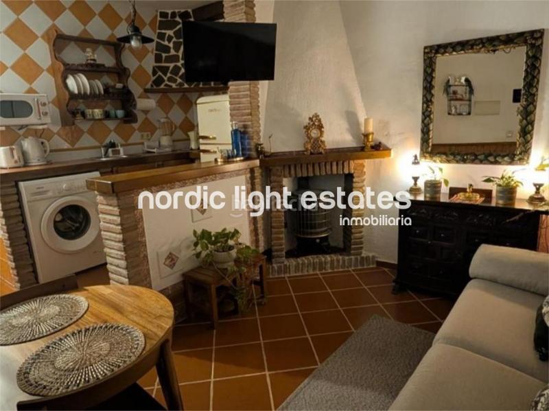Foto b2854121-7cd5-4b06-91fd-e52f1e99588c. Piso en Frigiliana