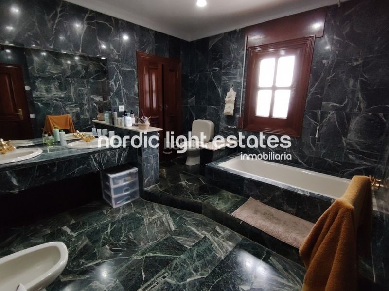 Foto ce2a7f48-01b2-4da9-b92a-e3a41ac4baec. Maison avec parking piscine dans Capistrano Nerja