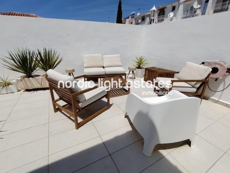 Foto 1a97eb67-ceca-42f2-b3bf-8fc767f1b33f. Casa amb aparcament piscina a Capistrano Nerja