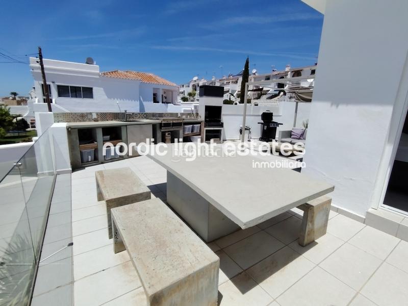 Foto 44f0894b-b640-4411-8e88-d658e4bf4e75. Casa amb aparcament piscina a Capistrano Nerja