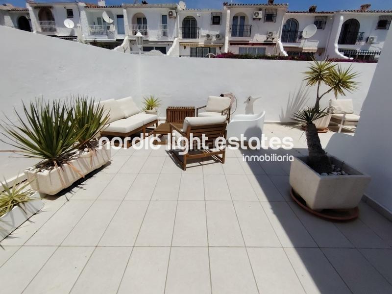 Foto 57ad08dc-10d1-4652-b7f1-a7d288806a38. Casa amb aparcament piscina a Capistrano Nerja