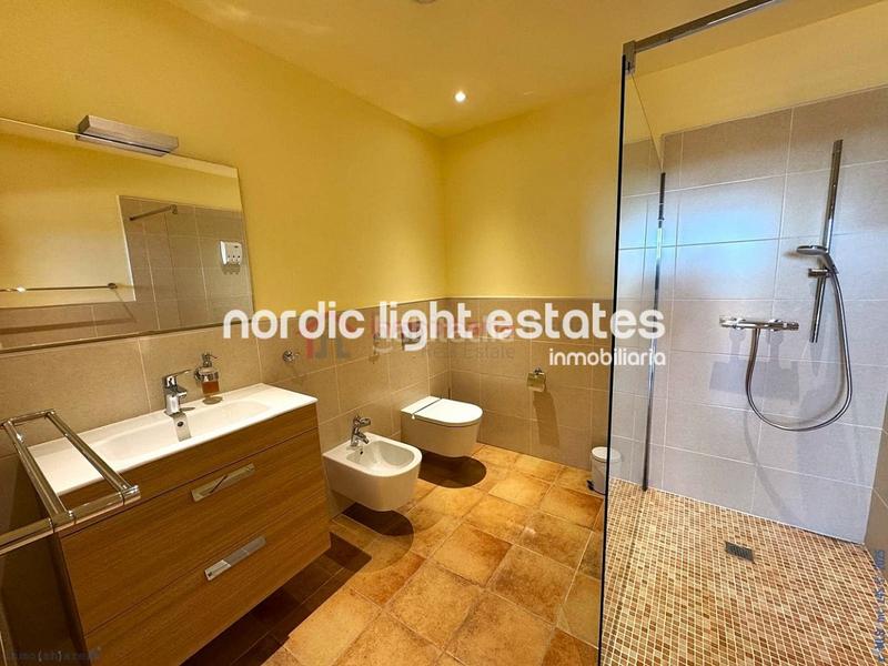 Foto e7c95690-0309-4758-a251-b10314937575. House with parking pool in El Peñoncillo Torrox