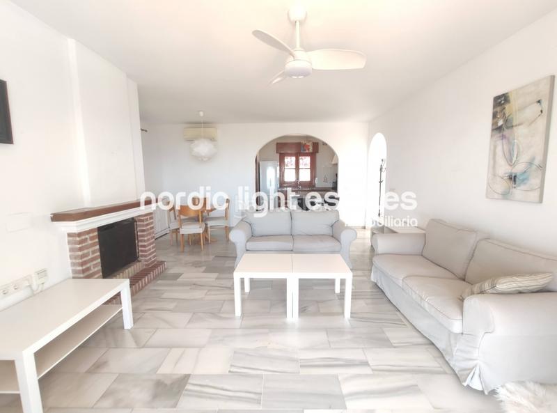 Foto 20189e46-c7bd-42f5-ba68-81dcb1cb0b30. House with pool in Capistrano Nerja