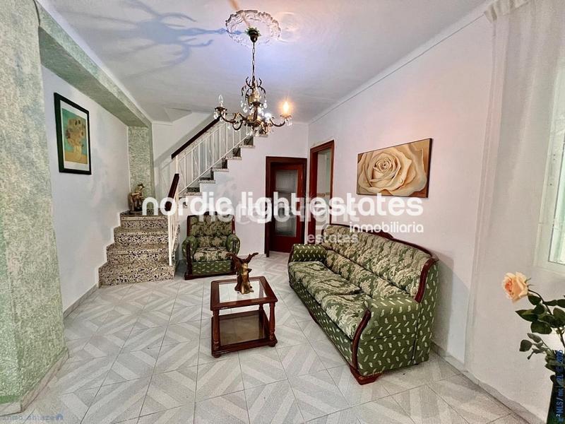 Foto c3483cb8-8418-4c7b-991f-79e31efba118. House in Torrox pueblo Torrox