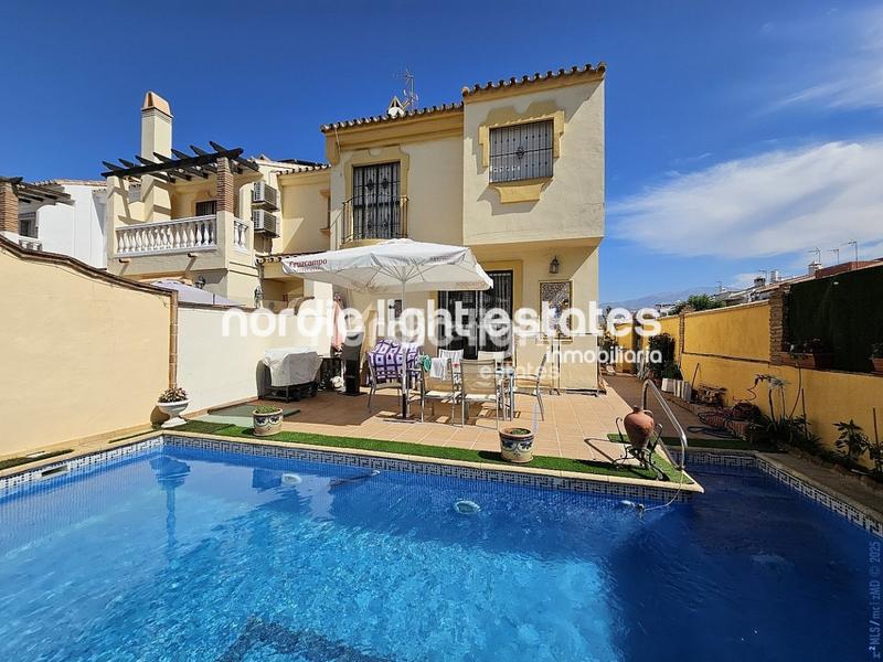 Foto a174f594-5058-4358-8d3f-fb4d8959e489. Casa en El Tomillar Torre del Mar