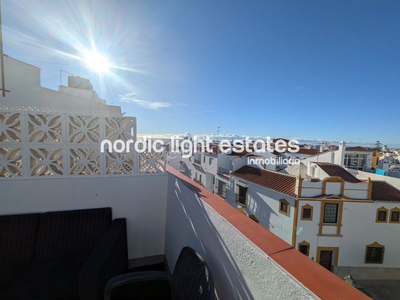 Foto 7cbee5cb-8c93-45dc-876b-fa2bbc97023b. Alquiler piso en nueva Nerja Nerja