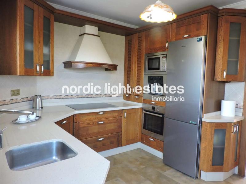 Foto addc4f00-0cbf-4b78-b454-41e132c563ba. Casa con parcheggio piscina in Frigiliana