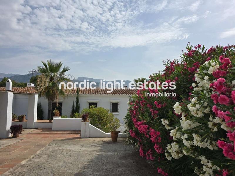 Foto 5b28703e-e7be-45fc-9990-4a161d056e64. Haus mit pool in Torrox pueblo Torrox