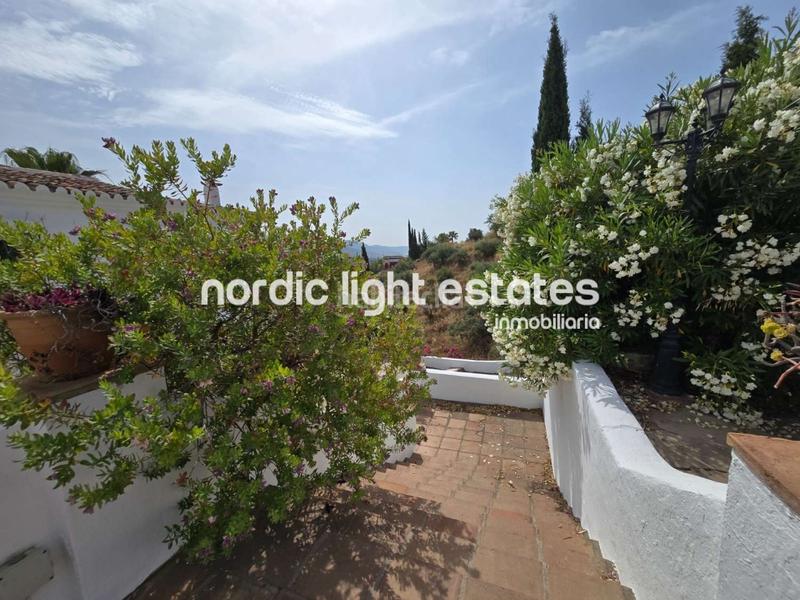 Foto b180dc43-91e4-4e46-8a96-0356789a3d47. Haus mit pool in Torrox pueblo Torrox