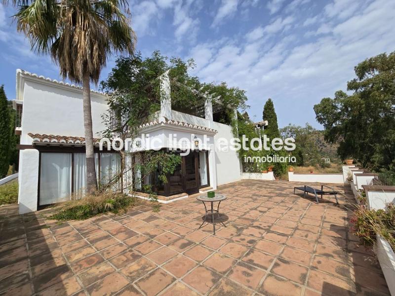 Foto 5085e897-1f88-4b4c-af90-4f0dc6195e06. House with pool in Torrox pueblo Torrox