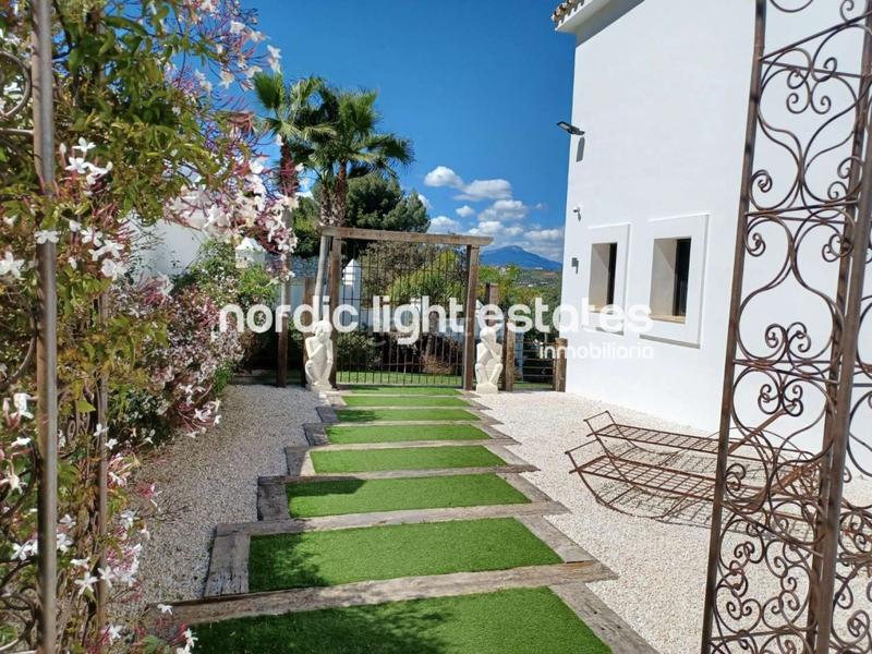 Foto 1d68364a-8b6d-4df4-8f89-2b8a19b117d5. House with parking pool in Coín