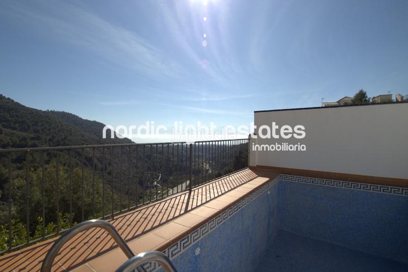 Foto b18ca0c3-741f-4d15-94ab-7504d2257478. Casa amb piscina a Frigiliana