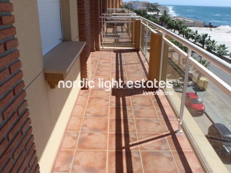 Foto f02d3a1e-a967-402d-a874-45dde45fa3c6. Appartement avec piscine dans El Morche Torrox