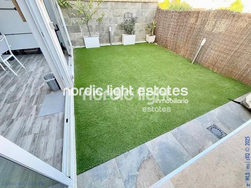 Foto 276bb3e3-34fc-4667-b1c4-0ba236f5b18f. Casa amb aparcament piscina a Añoreta Golf - Paraíso del Sol Rincón de la Victoria