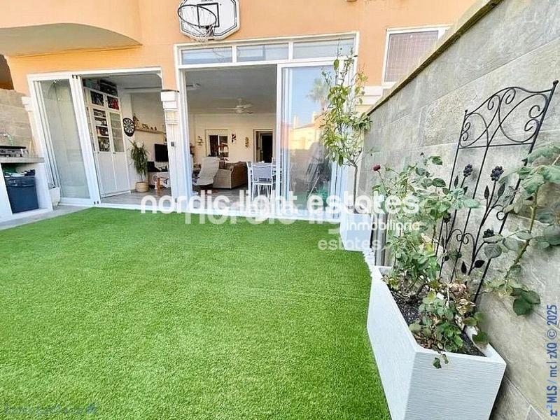 Foto 58ea64a8-026e-4605-afcf-eebd32d9c3e0. Casa amb aparcament piscina a Añoreta Golf - Paraíso del Sol Rincón de la Victoria