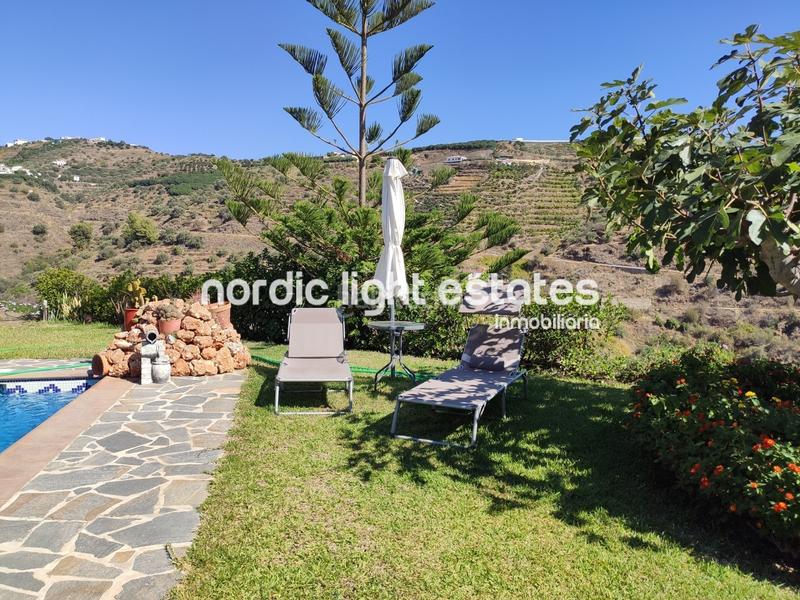 Foto 59bdf237-bfc3-443a-b61f-af4aacb92a6f. Miete haus mit parking pool in Torrox pueblo Torrox