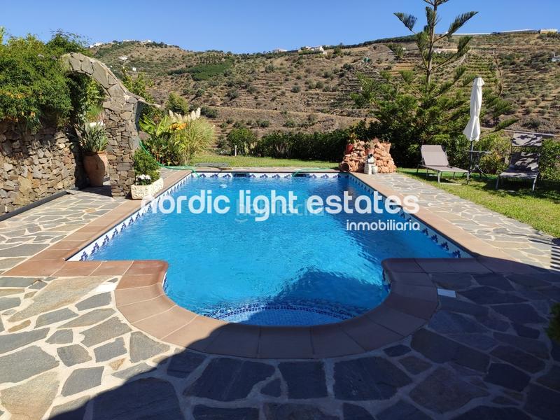 Foto 7bd809bf-6ce1-469a-80c0-cf4c17fbb3b4. Miete haus mit parking pool in Torrox pueblo Torrox