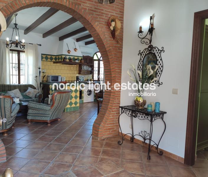 Foto bd1c7a28-b62b-45cf-8bda-3bb8eac81445. Miete haus mit parking pool in Torrox pueblo Torrox