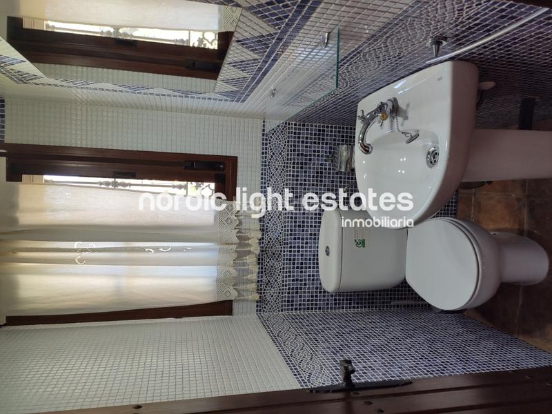 Foto 1bce2ffd-01a6-41a9-809c-ab641b29f37c. Location maison avec parking piscine dans Torrox pueblo Torrox