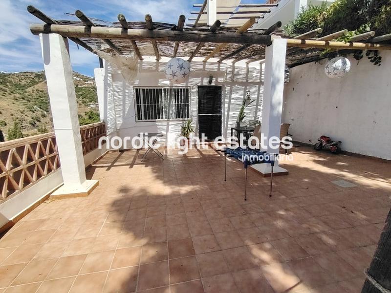 Foto 6caad7af-be99-4d29-9f68-d415209849b8. Casa con piscina in Torrox pueblo Torrox