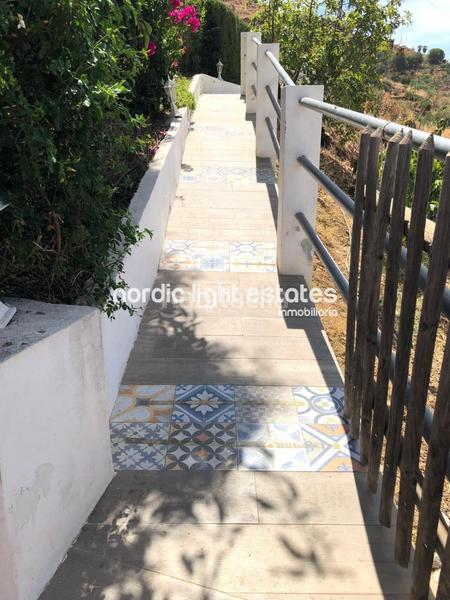Foto f796688e-35da-4083-85e5-58fb1e998a6f. Casa con piscina in Torrox pueblo Torrox