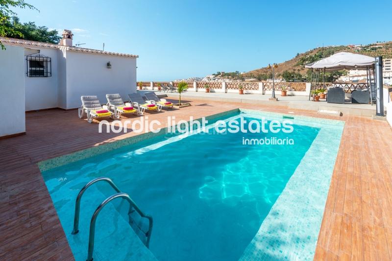 Foto 842323d7-51c8-4a01-933d-8225008a1e02. Maison avec piscine dans Torrox pueblo Torrox