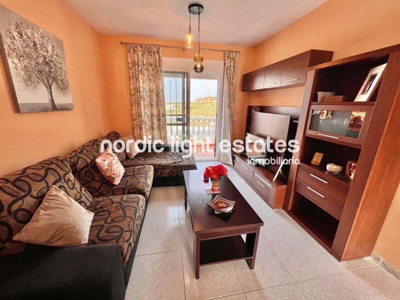 Foto ee57b3e8-35b2-4938-aa93-d390d8ba316a. Piso en Torrox park Torrox