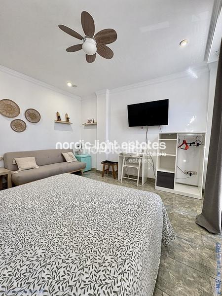 Foto 340e7f06-6134-4ef1-bf02-682cfa9ff6c0. Casa con parcheggio in Caleta de Velez