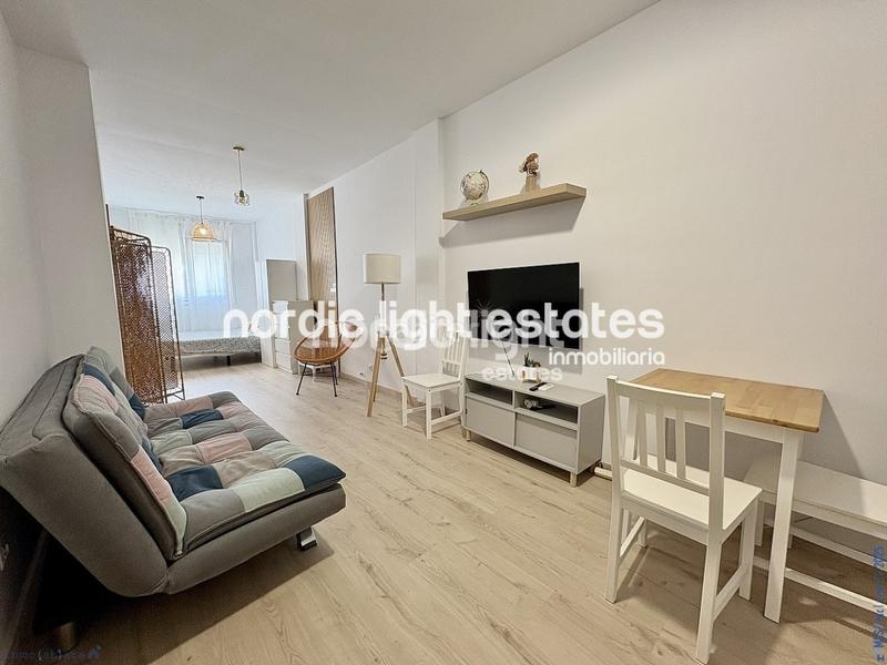 Foto 52963f4e-03d2-44ec-b5e3-a383d4218761. Casa con parcheggio in Caleta de Velez