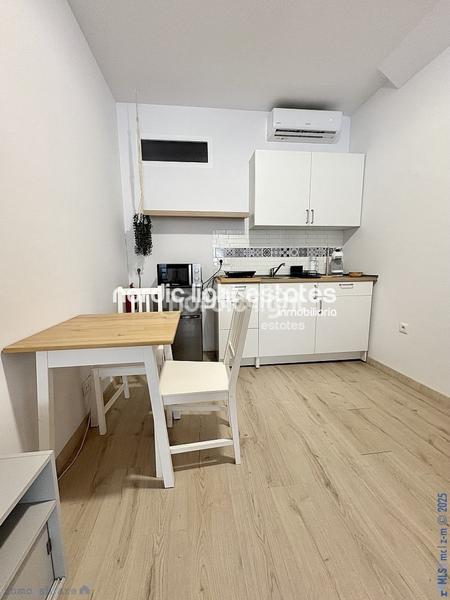 Foto c0ad65b1-a6c2-407d-bef9-d361b87cd6a4. Casa con parcheggio in Caleta de Velez