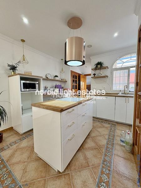 Foto c4b4f2aa-7f1d-4417-bee4-b552c63e2df2. Casa con parcheggio in Caleta de Velez