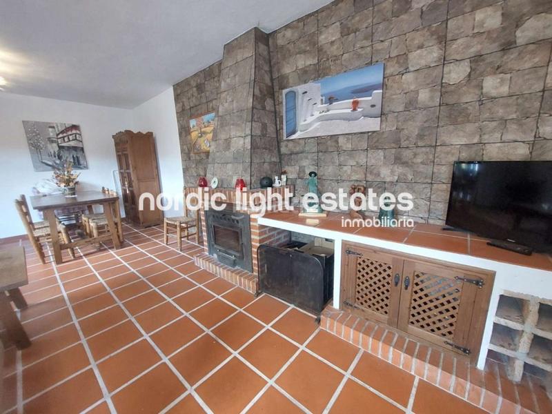 Foto 51d2c9c5-70e4-4f75-b071-666a089a6060. Casa amb piscina a Frigiliana