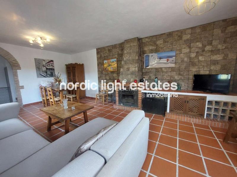 Foto c52f59ee-1224-4009-890a-dbb9cd0f6c5f. Casa amb piscina a Frigiliana