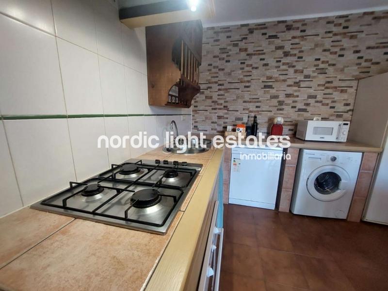 Foto f7a83d62-482f-40a8-891d-d98b935c95c6. Casa amb piscina a Frigiliana