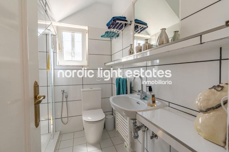 Foto 30f16673-0a77-44ea-be53-423dec1e1e1e. Casa en Avda Pescia - Ctra de Frigiliana Nerja