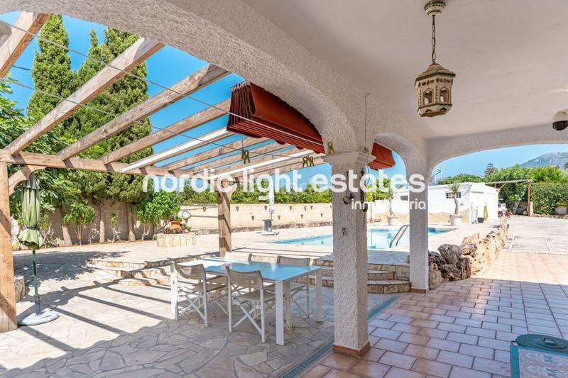 Foto 601eea7e-d58a-4076-9893-c1f017e88d64. House with parking pool in Avda Pescia - Ctra de Frigiliana Nerja