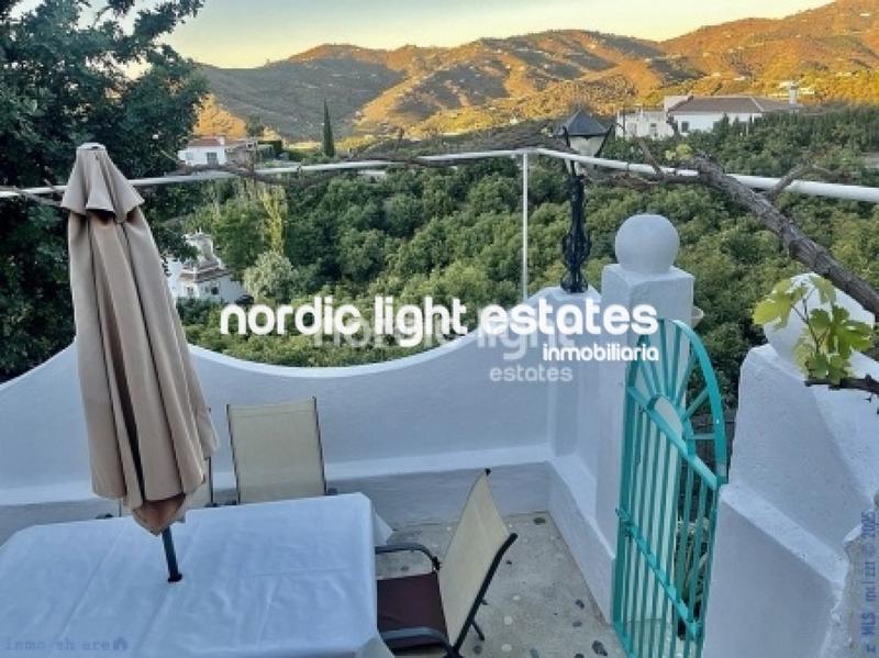 Foto 9ab4fcb0-267b-43d7-961b-09699bb40566. Maison avec piscine dans Frigiliana