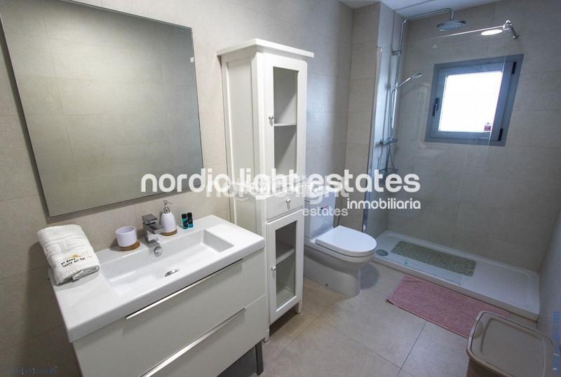 Foto 44a77cd7-f257-4864-8f3e-f782b14f4be1. Piso en Laguna Beach Torrox