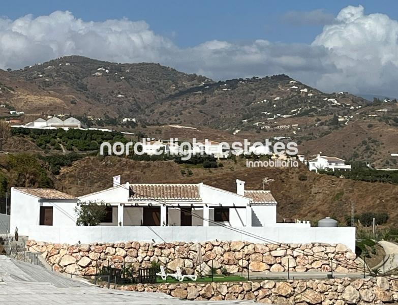 Foto 6a3741be-5f4b-4c2e-b453-d13f57f1a650. Location maison avec piscine dans El Limonar Vélez - Málaga