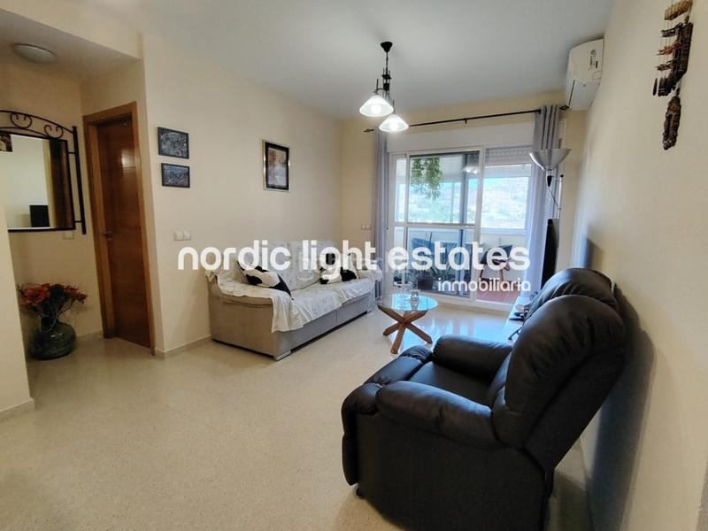 Foto cc2dda54-5e27-428d-a972-ee89a5054c22. Flat with parking pool in Torrox pueblo Torrox