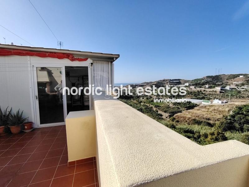 Foto 0edcdb81-3372-489c-8d68-a09cdea6bb84. Pis amb aparcament piscina a Torrox pueblo Torrox